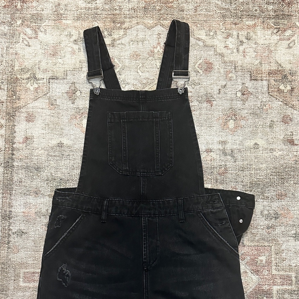 Woman’s Black Risen Overalls